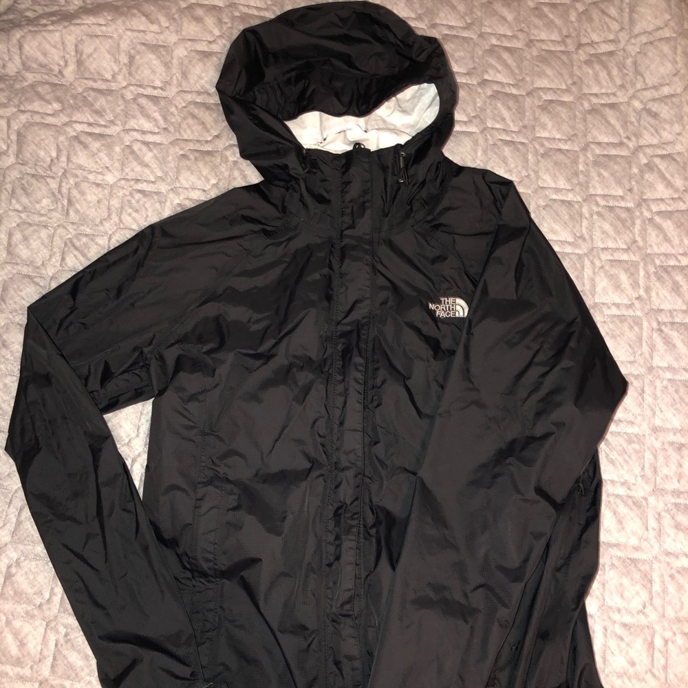 Women’s Black Northface Windbreaker